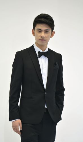 苏砚之 品牌视觉系统总监